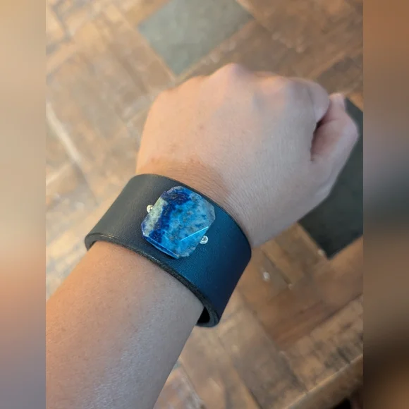 Lapis‎ lazuli Blue Leather Cuff Bracelet - Picture 6 of 7